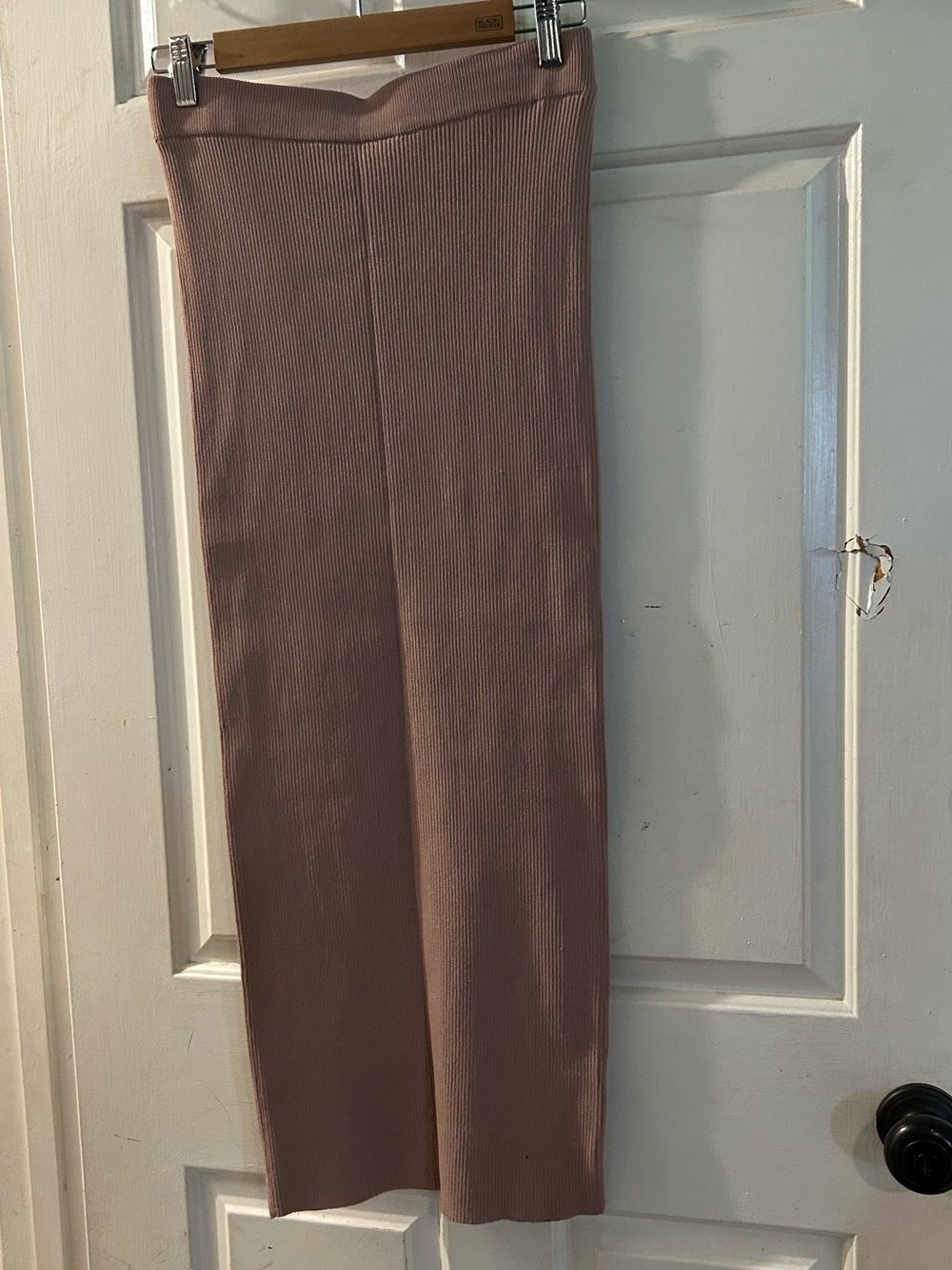 Zara Ribbed Midi Skirt in Dusty Rose